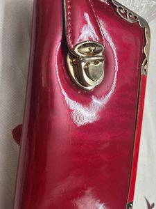 Red Wallet
