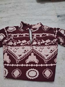 Vintage Vibe Printed Fitted Crop Top