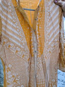 Stylish Yellow &amp; White Kurta