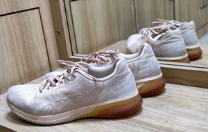 Asics GEL-KENUN Running Shoes For Women