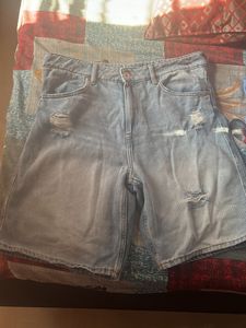 H&amp;M Bermuda Low Denim Shorts
