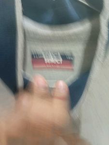 t shirt 👕🎽 and shir