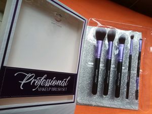 Dhamakedar 😲Offer💥Mattlook ProMakeup Brush