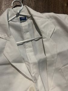 White 🥼 Coat, Front Open Collared