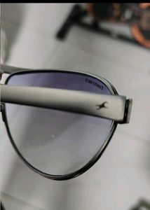 2 Gogs One Is Fastrack, Other Iddee