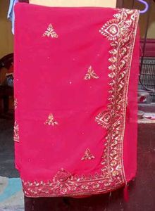 Saree With Unstitched Blouse Piece