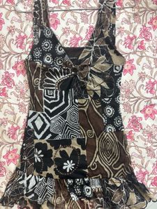 Print Flared Hem Sleeveless Top