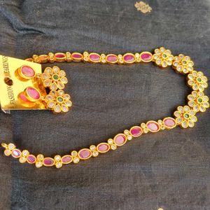 Simple Ruby Stone Neckset For Evening Parties