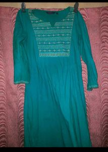 10 Kurti Combo With Free Gift Saree