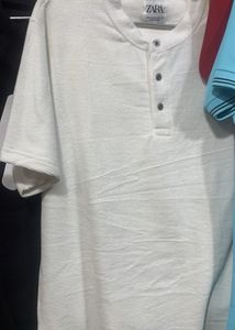 ZARA TSHIRT NO COLLAR