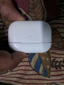 Apple Firsct Copy Airpods With Cover