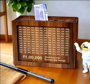 piggy bank money Ban