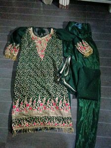 Elegant Green Embroidered Kurta Set