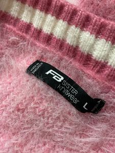 Pintresty 🌸Oversized Cardigan Fb Sister Story