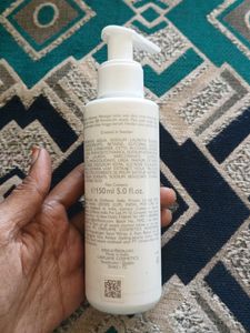 Oriflame EvenOut Foaming Cleanser LumilightComplex