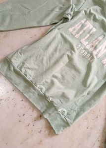 pastel green sweatshirt 🍀