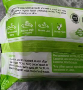 2 Pck Wet Wipes / Facial / Make-up Remover