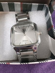 Trending aesthetic Silver Watch