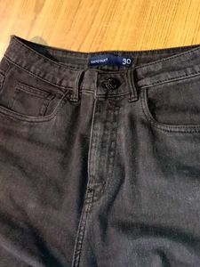 Tokyo Talkies Flared Jeans | Basics Black