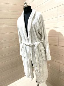 ZARA Pintresty Bathrobe
