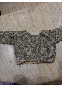 Beautiful Golden Padded Belause