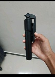Selfie Stick R1 And Tripod Stand..Two In One..