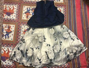 🌹Stylish Navy &amp; Silver Floral Frock for Girls