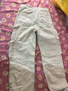 H$M brand new Cream cargo pant….