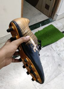 Brand New With Tag ✅