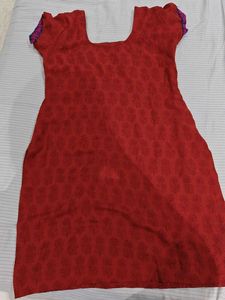 Red Kurti