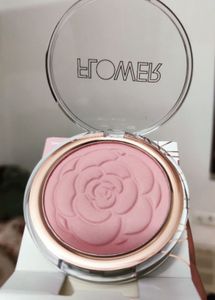 FLOWER BEAUTY POT BLUSH- SWEAT PEA