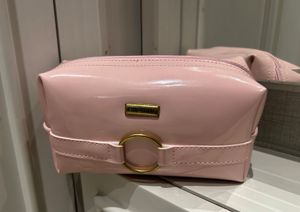 Enamour Pouch