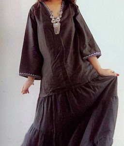 Ethnic Dress And Jewellery