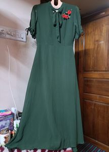 GREEN DRESS