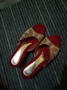 5.No Girls Party Wear Sandal 👡