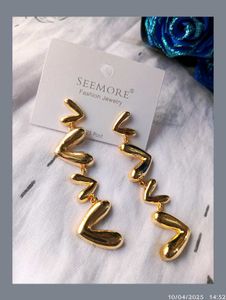 Seemore Gold Tone Dangle Earrings