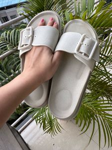 Trendy/ Stylish Monsoon sandals Light Gray - UK6