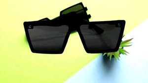 Black Square Framed Sunglasses