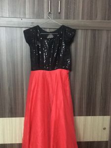 Gown, Long Black Up And Red Bottom,
