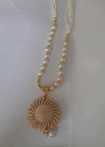 PEARL gold Necklace