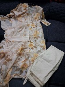 Floral Print Kurta Set m size