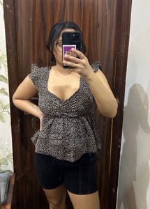 Pretty Loving Thing Sweetheart Neckline Top [Xs]