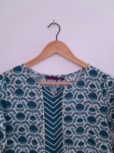 Floral Printed Kurta (Women)