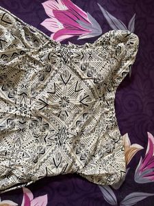 Pattern Dress with Slit