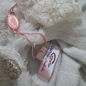#Free With Coins!Fuzzy White Hooded Jacket