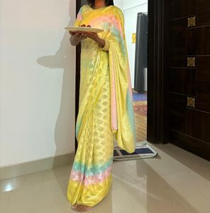 Saree With Blouse