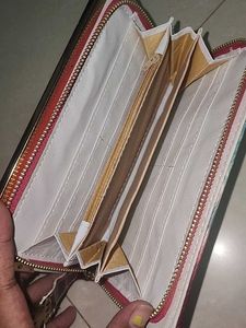 Butterfly Clutch