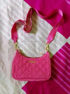 Steve Madden Sling Bag