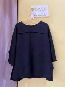 Chic Black Top Till 48