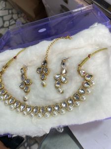 Kundan Jewellery Set